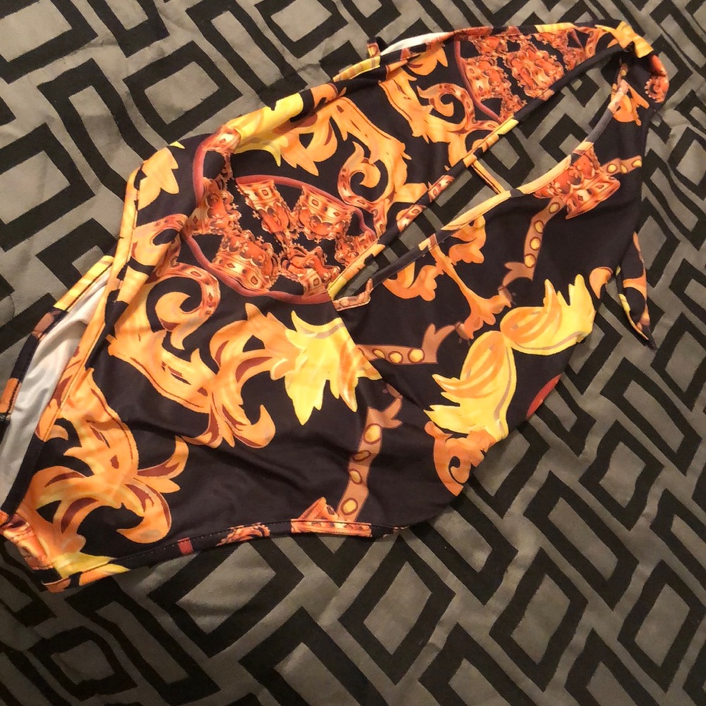 Bathing suit